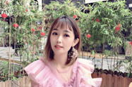 小姐姐唱妈妈的吻歌曲,小姐姐演绎温馨亲情之歌